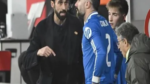 CBA常规赛第23轮：南京队林葳得分冠绝全场，32分领跑得分榜——人民日报体育客户端报道